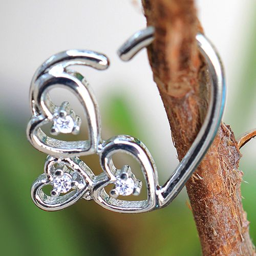 316L Stainless Steel Love in the Air Heart Cartilage Earring
